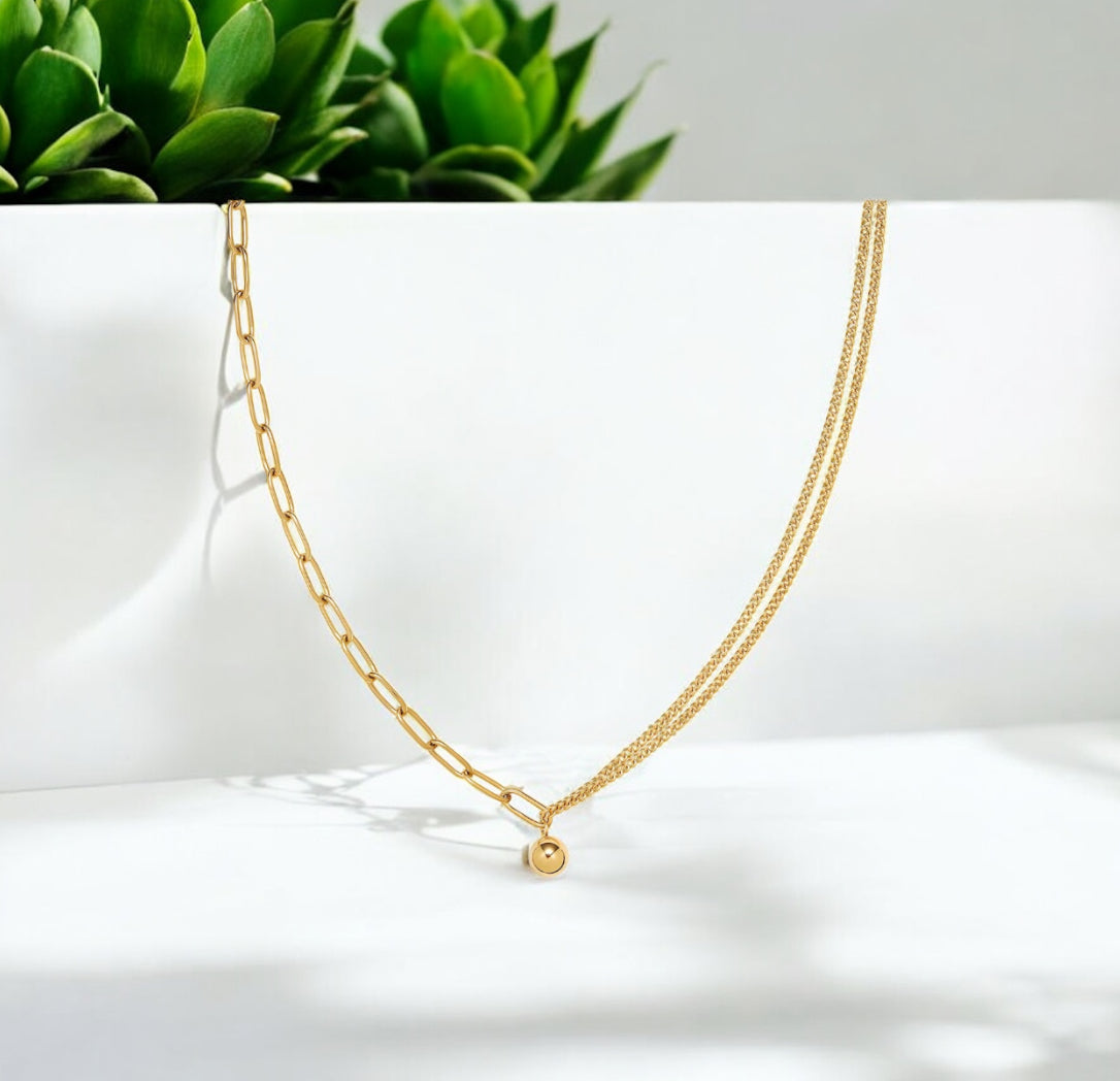 Collier Celeste en acier inoxydable doré pour femme | Bijoux étanches et hypoallergéniques