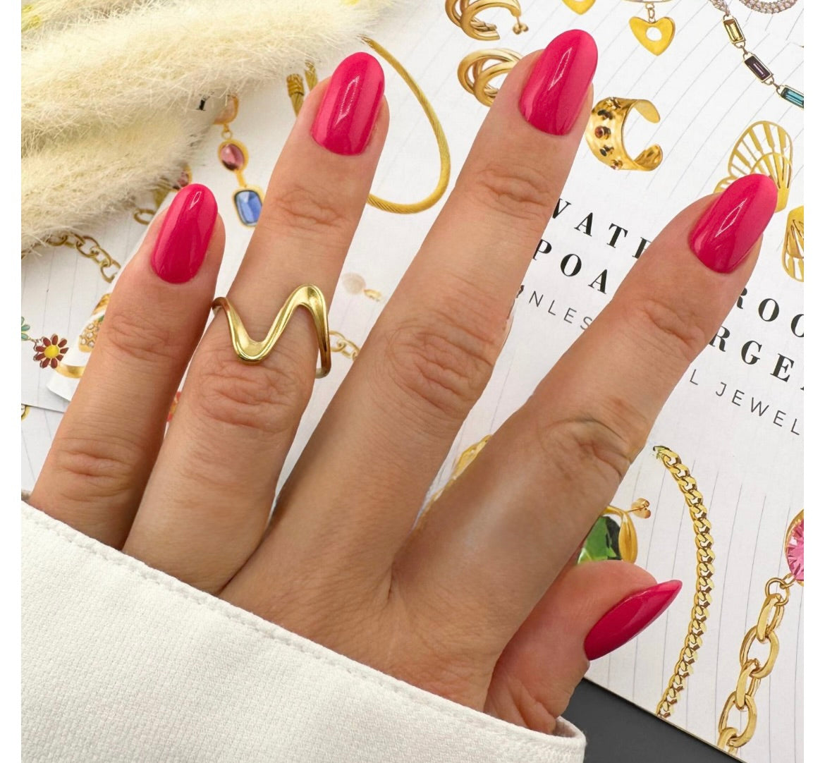 Lyra - Bague en acier inoxydable doré pour femme | Bijou étanche et hypoallergénique